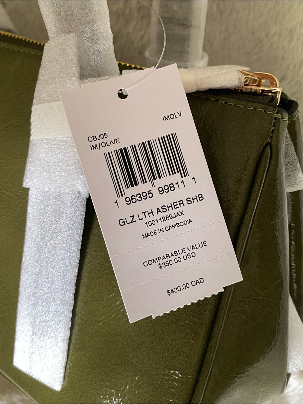 COACH Olive Patent Shoulder Bag with Gold Logo - Picture 5 of 11